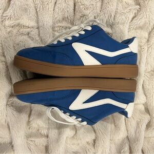 Dolce Vita Voyage sneakers